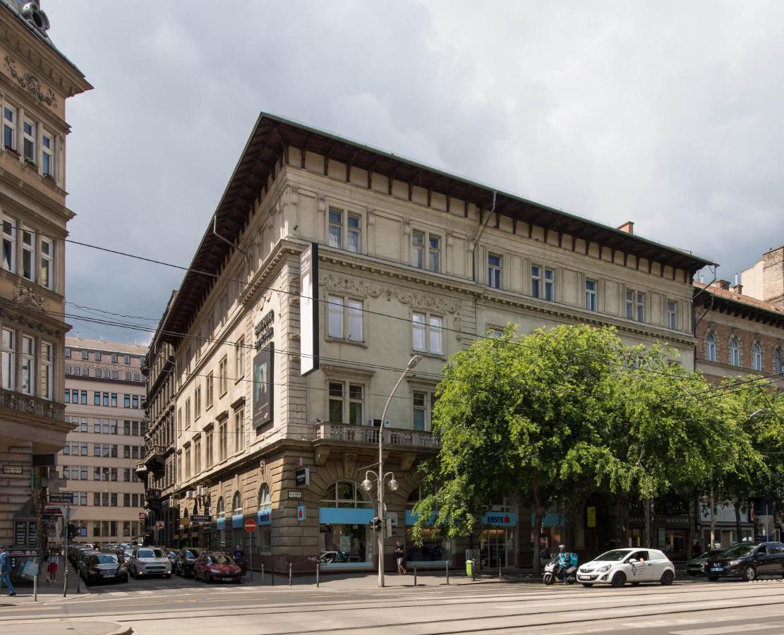 Cityheart Apartment